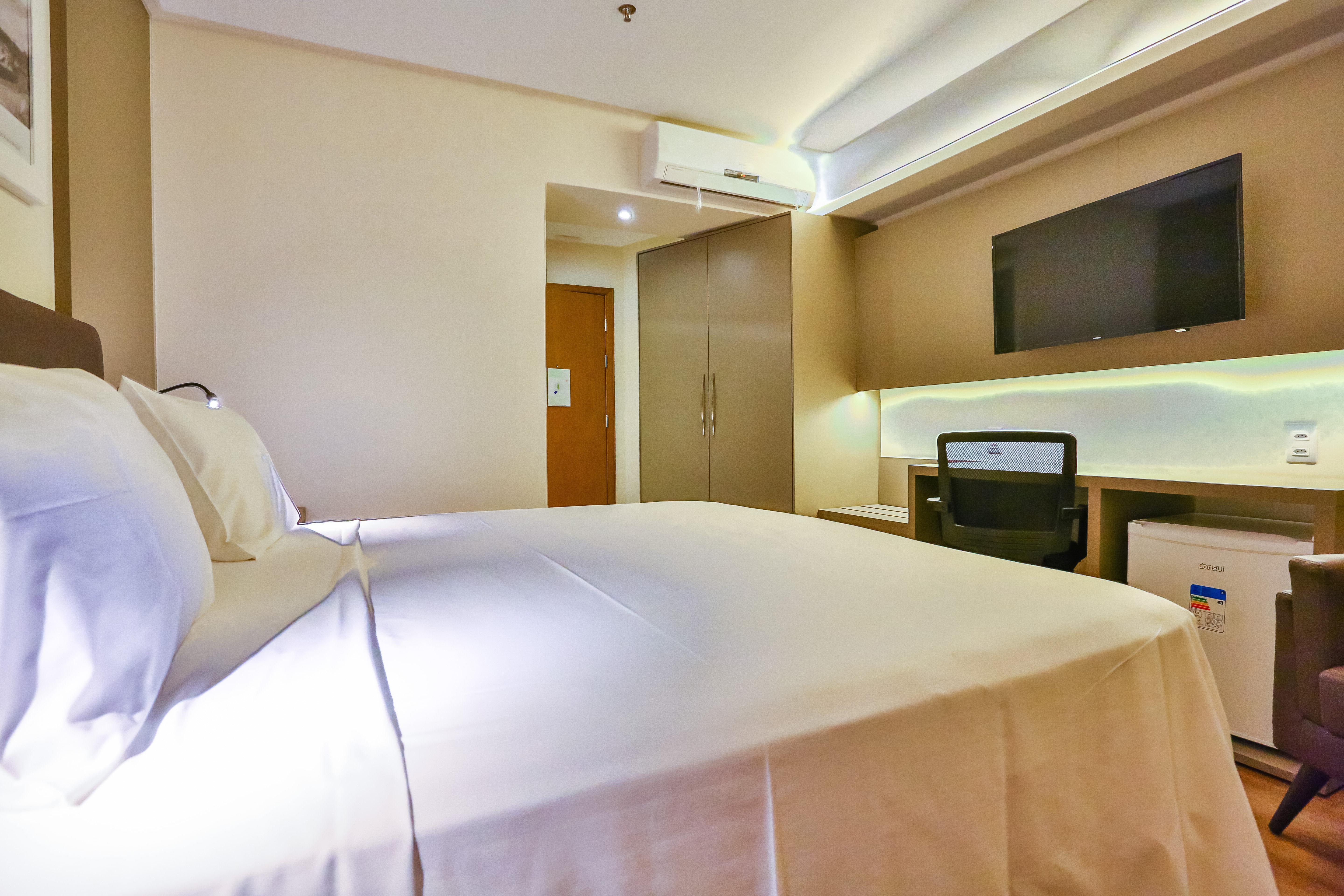 Holiday Inn - Goiania By Ihg Exterior photo