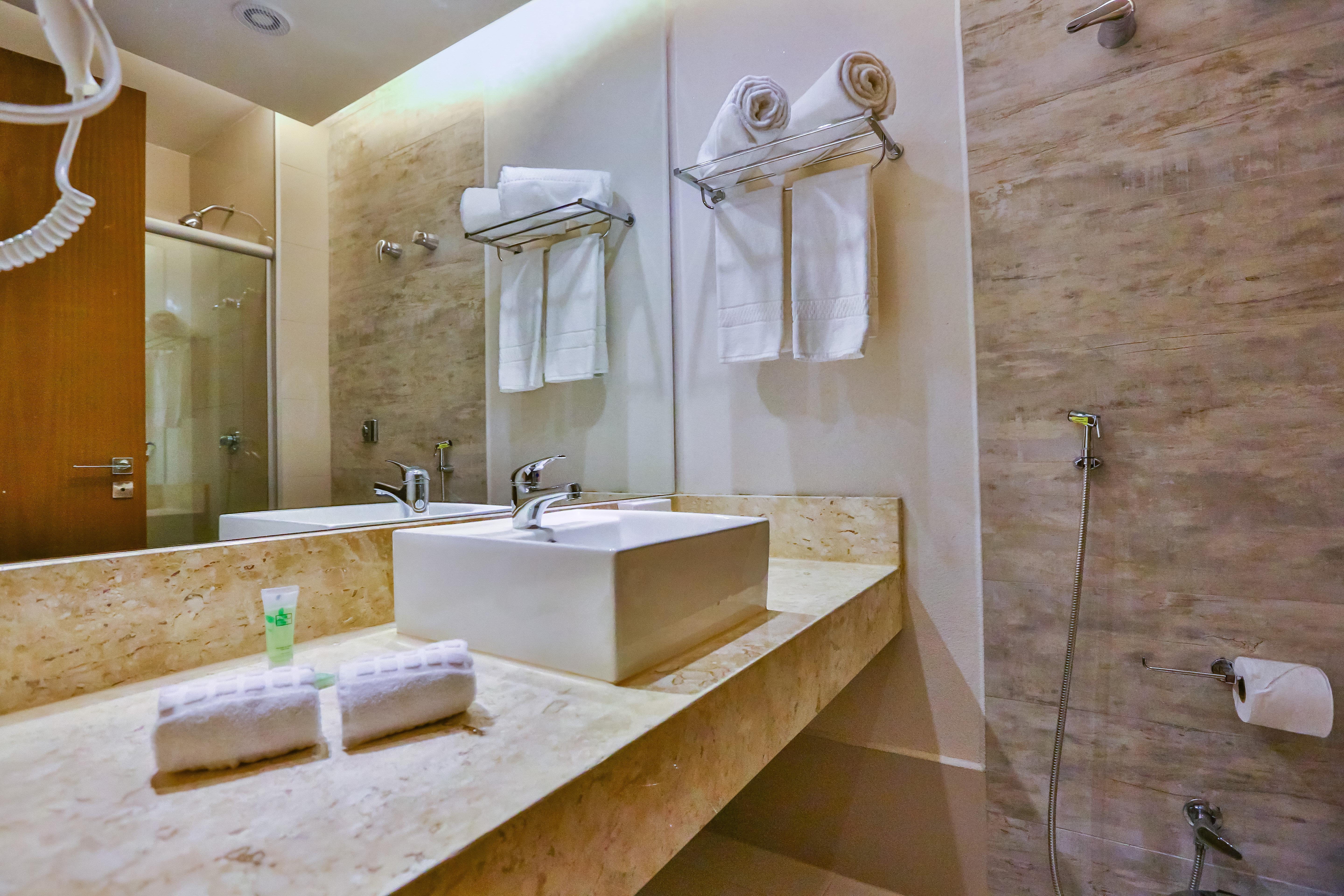 Holiday Inn - Goiania By Ihg Exterior photo